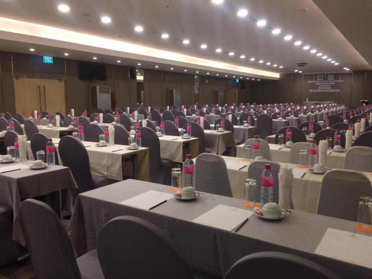 Baron Beach Hotel Pattaya Εξωτερικό φωτογραφία