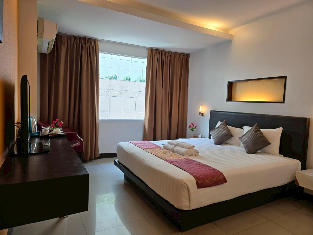 Baron Beach Hotel Pattaya Εξωτερικό φωτογραφία